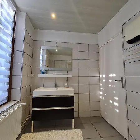Nancy, 2 Pieces, 2 Personnes - Fr-1-584-299 Feriehus Nancy